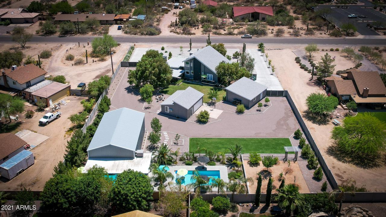 6902 E Indigo St., Mesa, AZ 85207