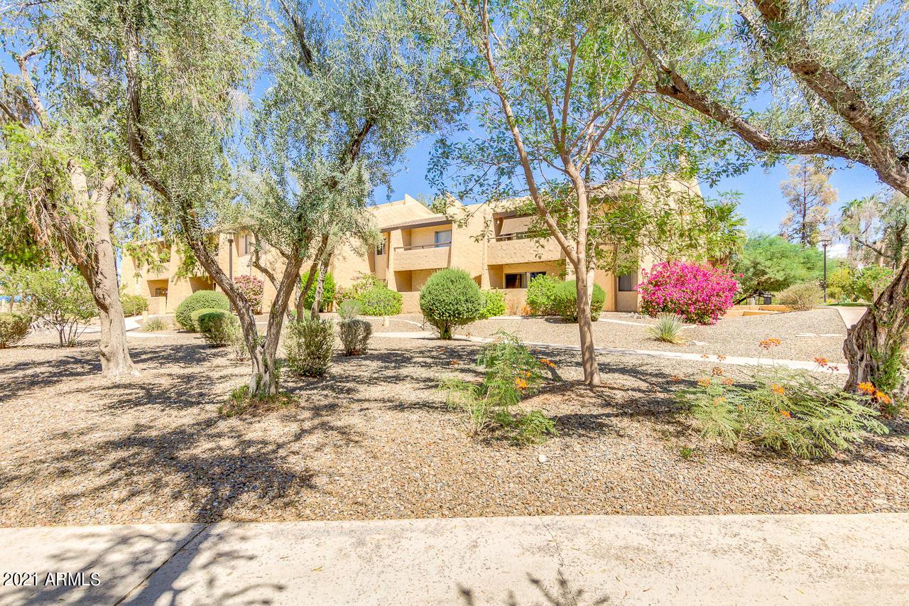 8055 E Thomas Rd. #M302, Scottsdale, AZ 85251