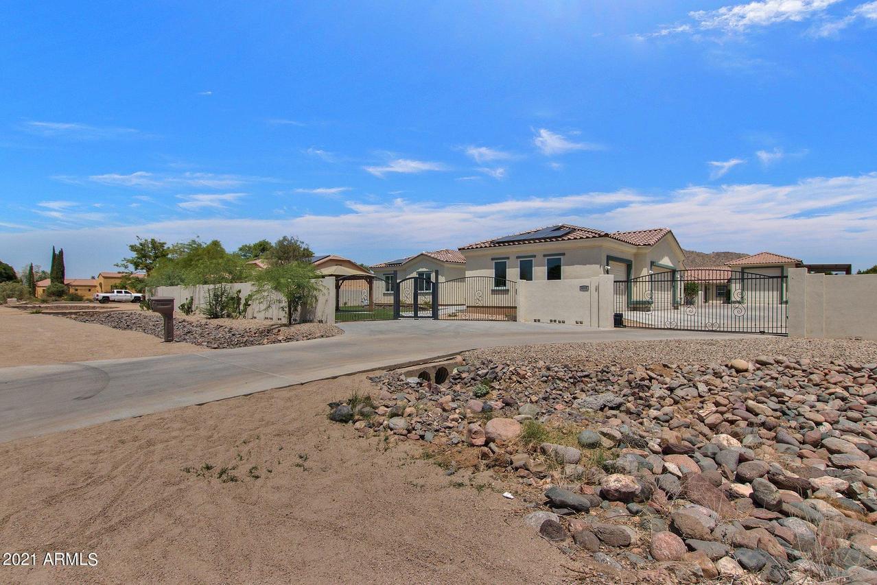 8308 W Avenida Del Sol, Peoria, AZ 85383