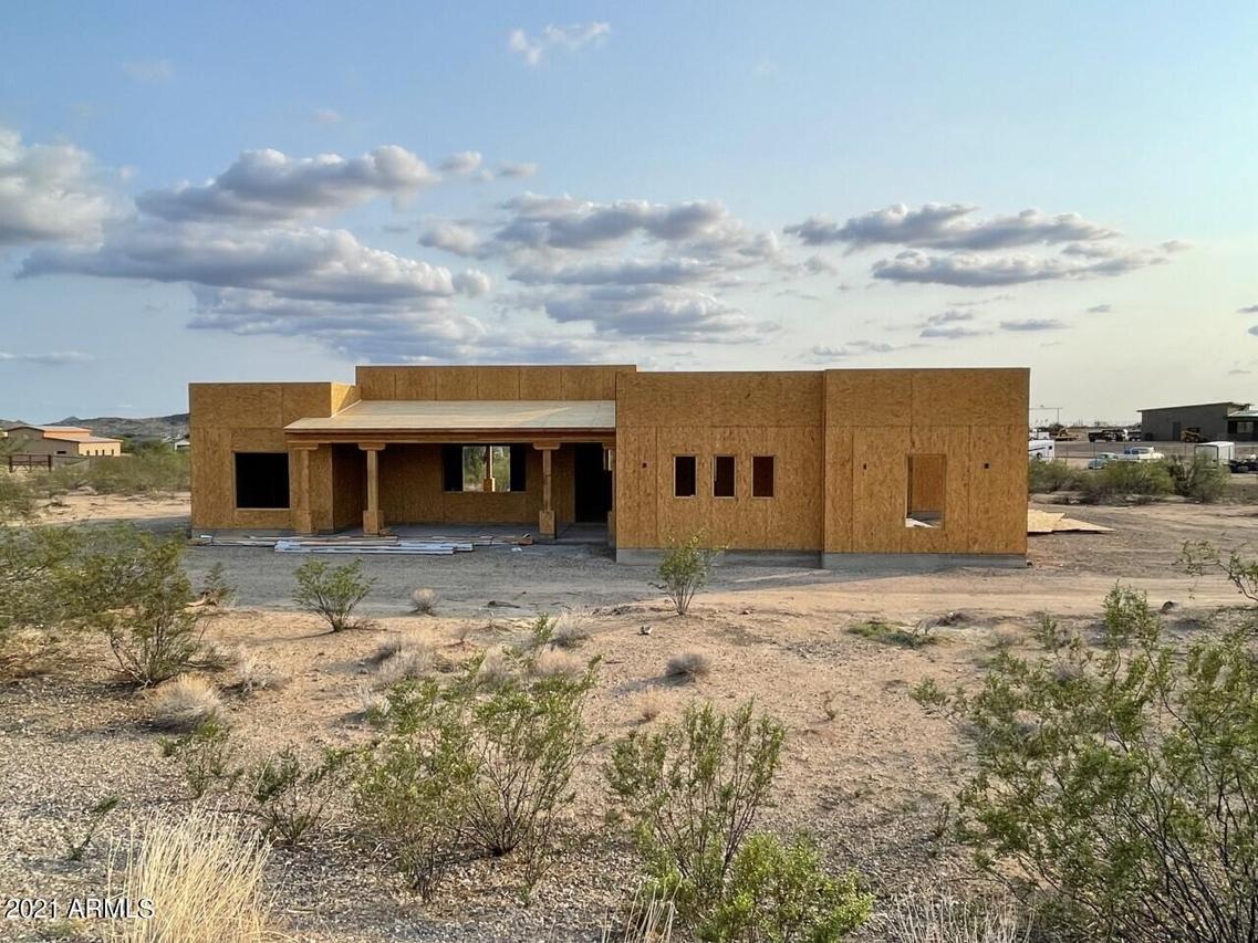 21805 W Gibson Way, Wickenburg, AZ 85390