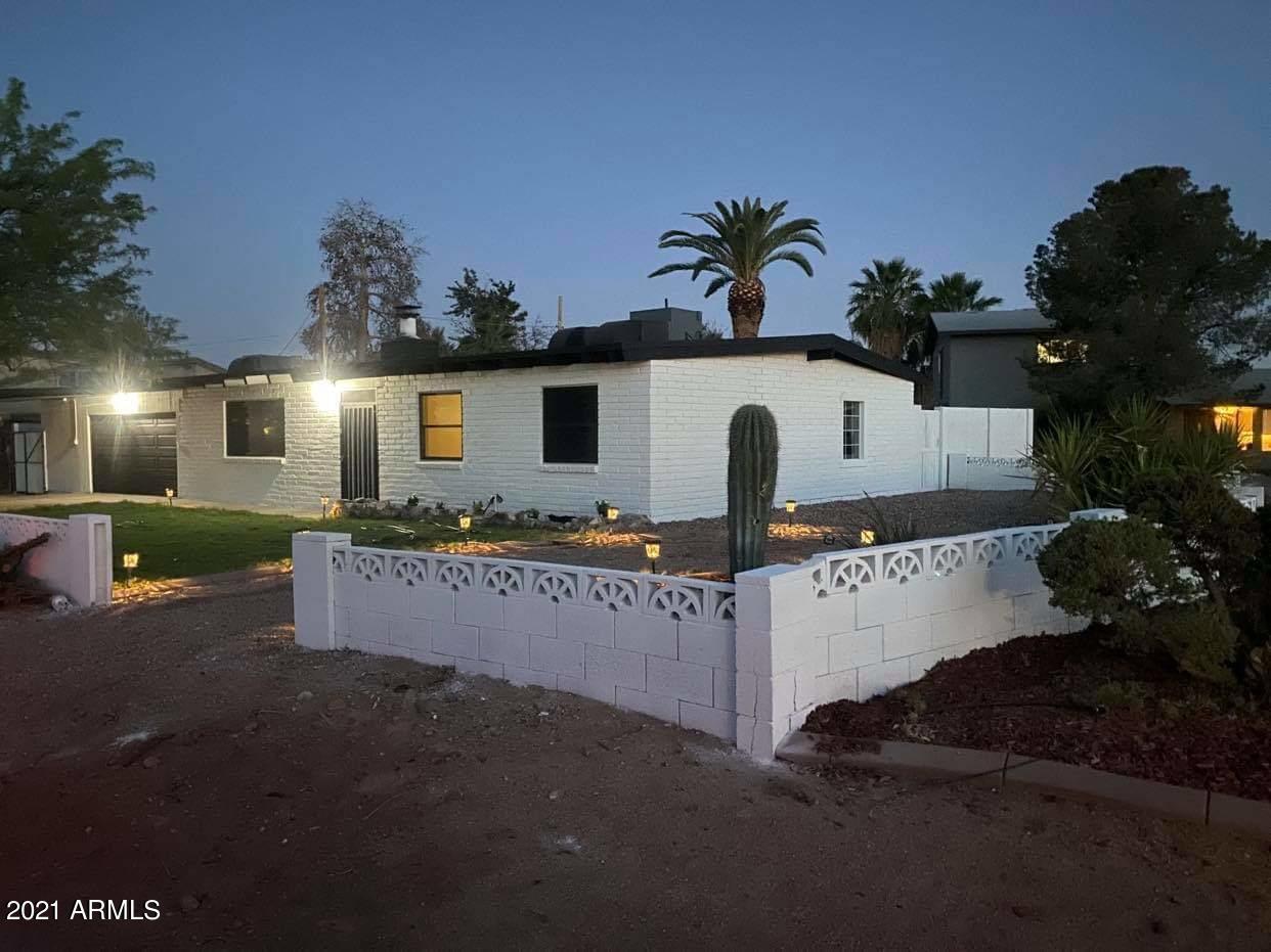 1945 E Presidio Rd., Phoenix, AZ 85022