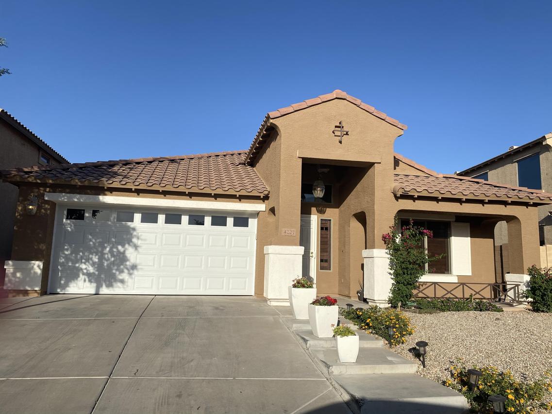 4227 S 104th Ave., Tolleson, AZ 85353