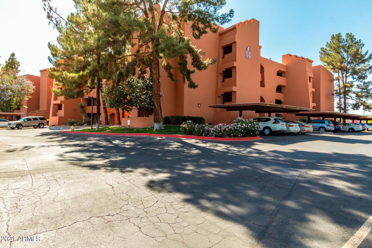 12222 N Paradise Village Pkwy. #233, Phoenix, AZ 85032