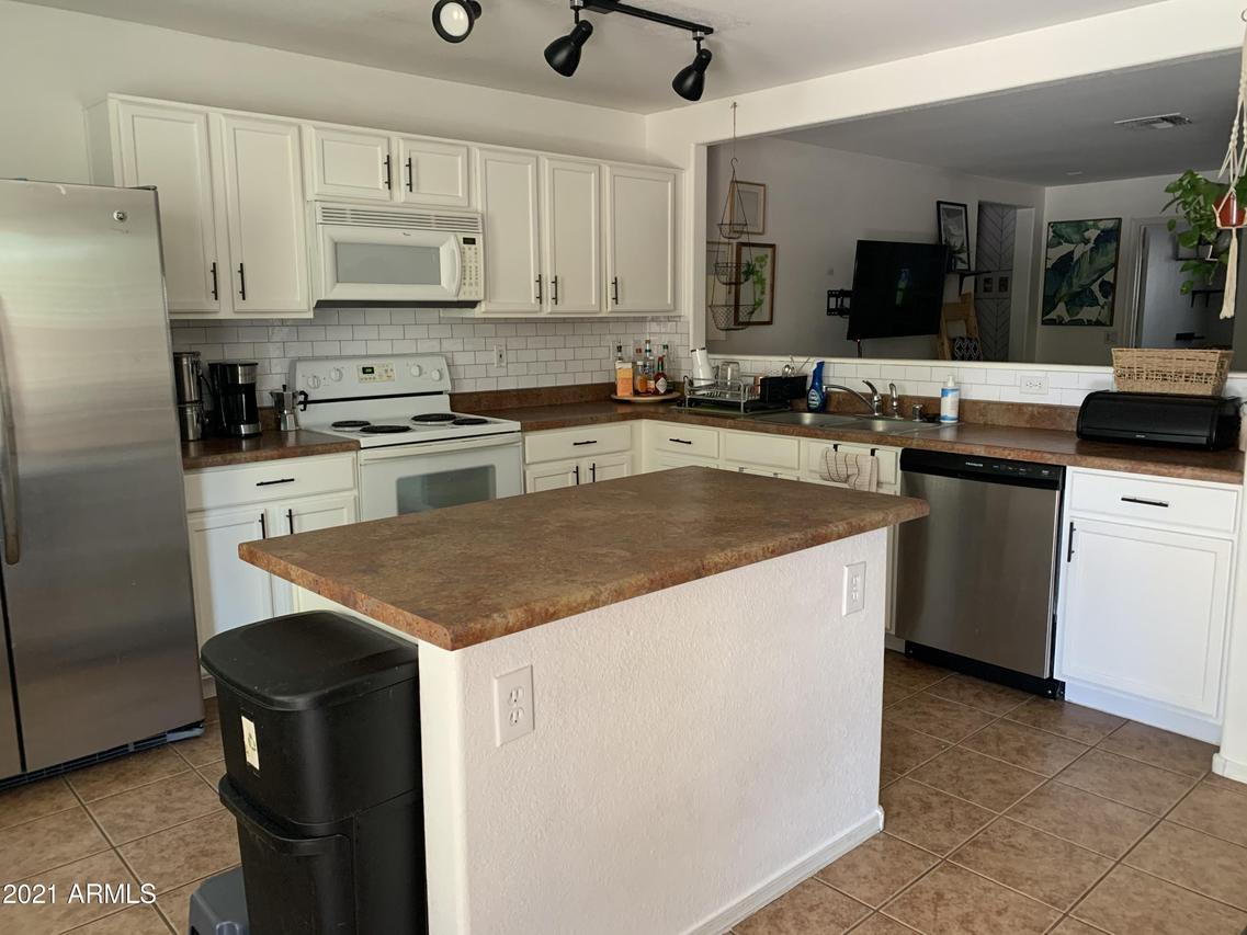 16028 N 170th Ln., Surprise, AZ 85388