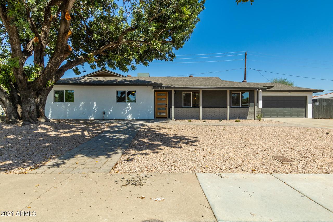8915 N 17th Ave., Phoenix, AZ 85021