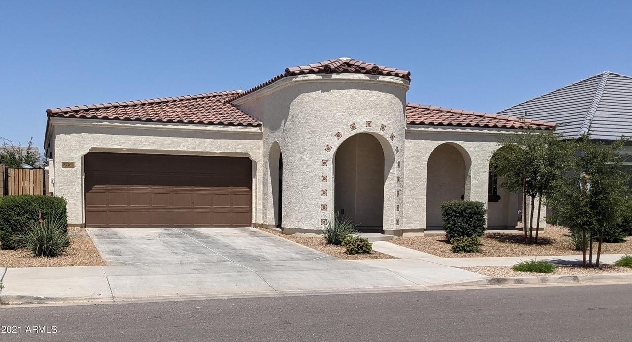 22762 E Via De Olivos, Queen Creek, AZ 85142