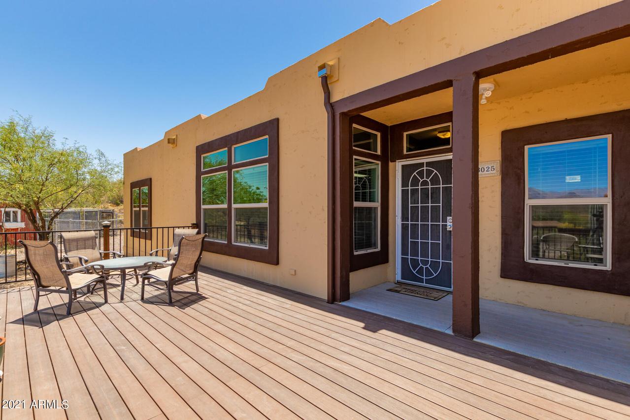 48025 N 24th Ln., New River, AZ 85087