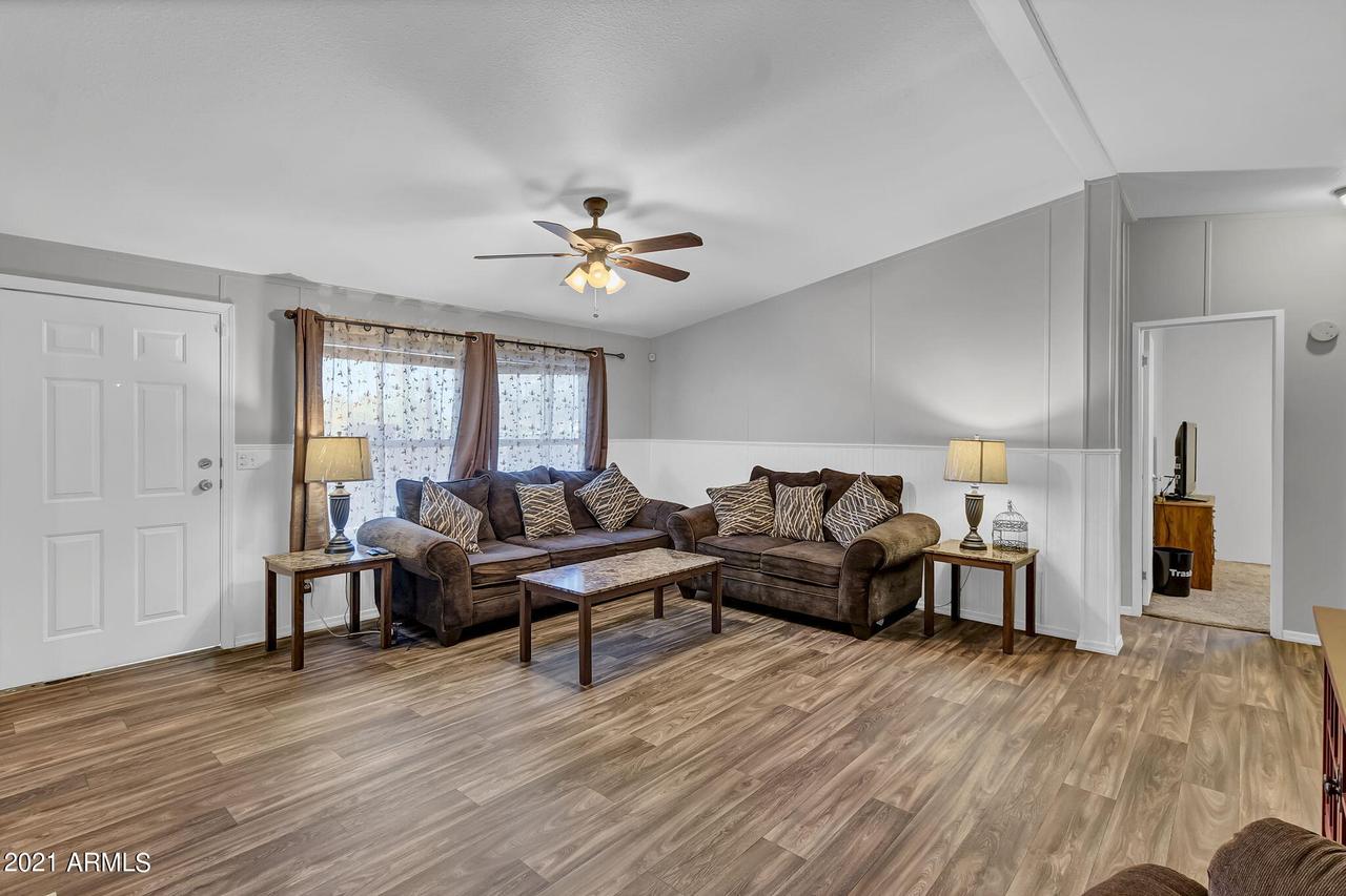 346 S 98th St., Mesa, AZ 85208