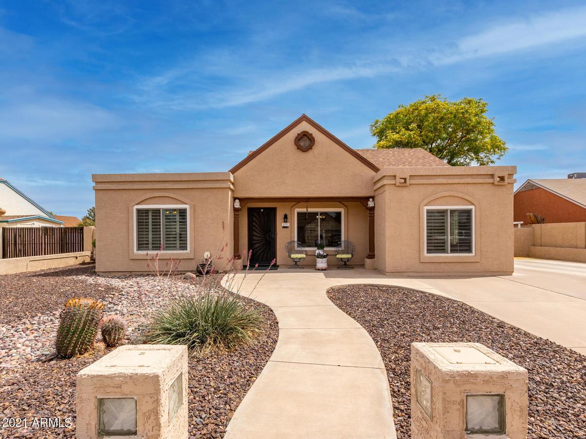 6939 W Laurel Ln., Peoria, AZ 85345