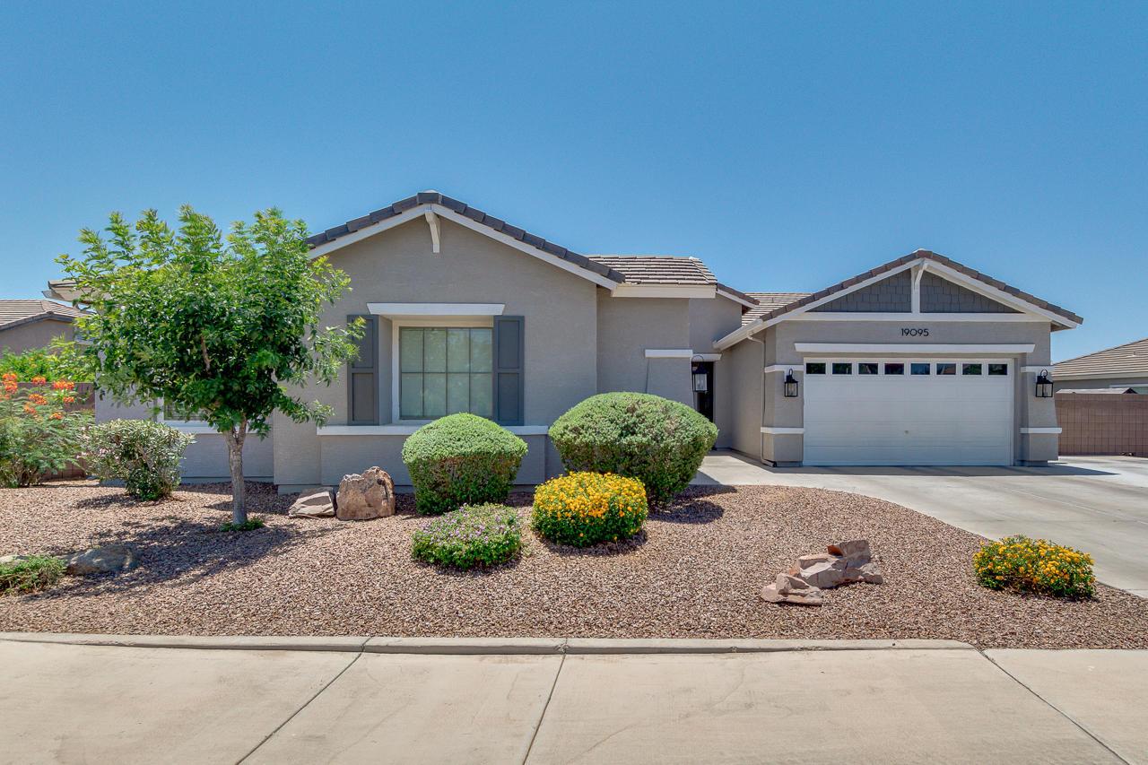 19095 E Canary Way, Queen Creek, AZ 85142