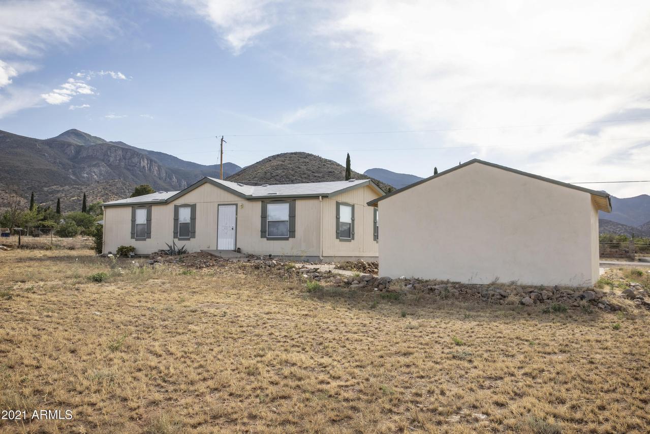6057 S De Mello St., Hereford, AZ 85615