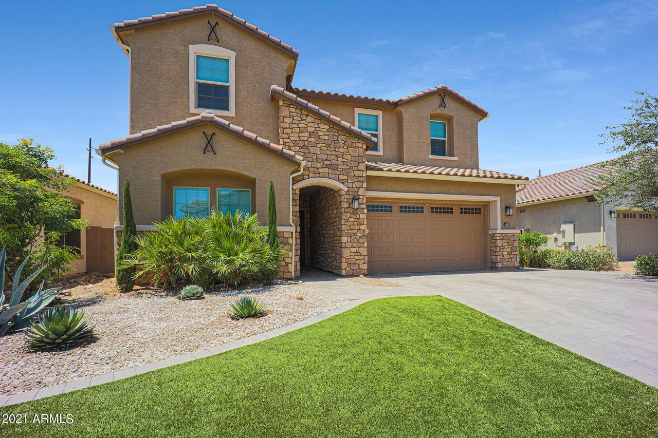 4356 S Redcliffe Dr., Gilbert, AZ 85297