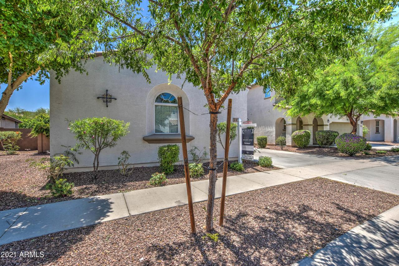 745 E Harwell Rd., Phoenix, AZ 85042