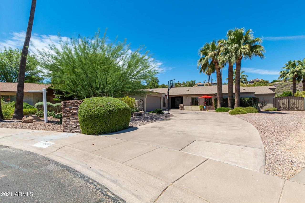 15002 N 10th Ave., Phoenix, AZ 85023