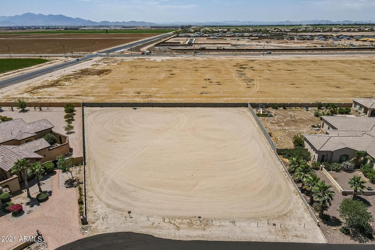 17927 W Medlock Dr. #450, Litchfield Park, AZ 85340