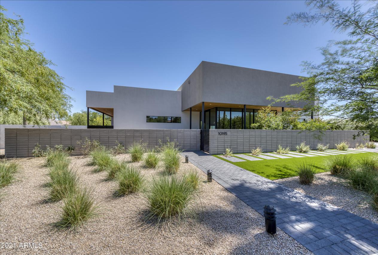 10195 E Cactus Rd., Scottsdale, AZ 85260