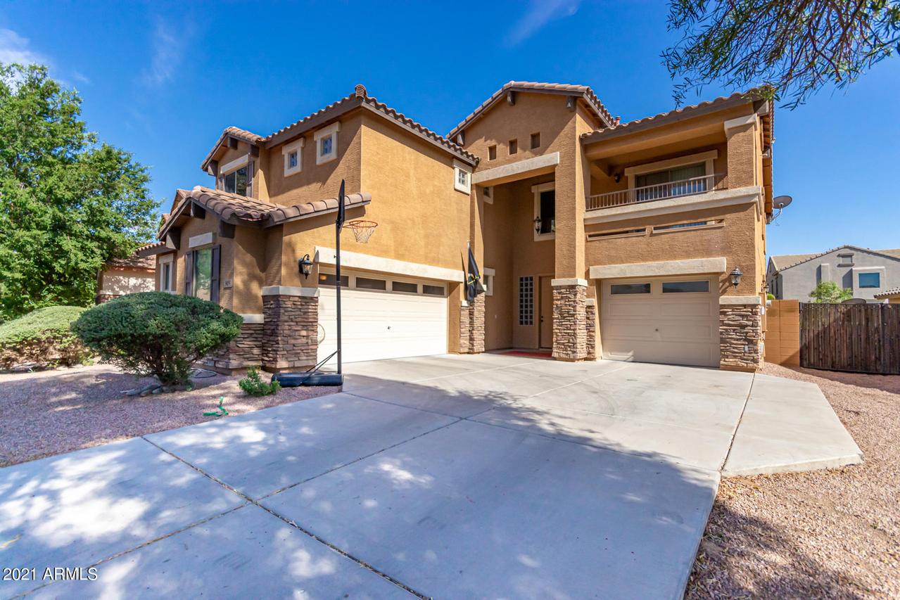 905 E Julie Ave., San Tan Valley, AZ 85140