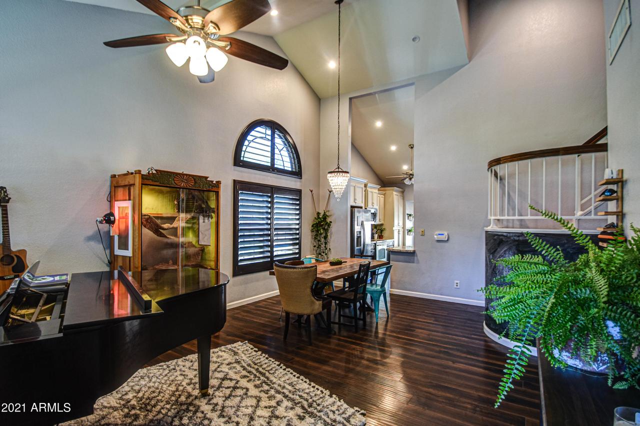 5207 E Fairfield Cir., Mesa, AZ 85205