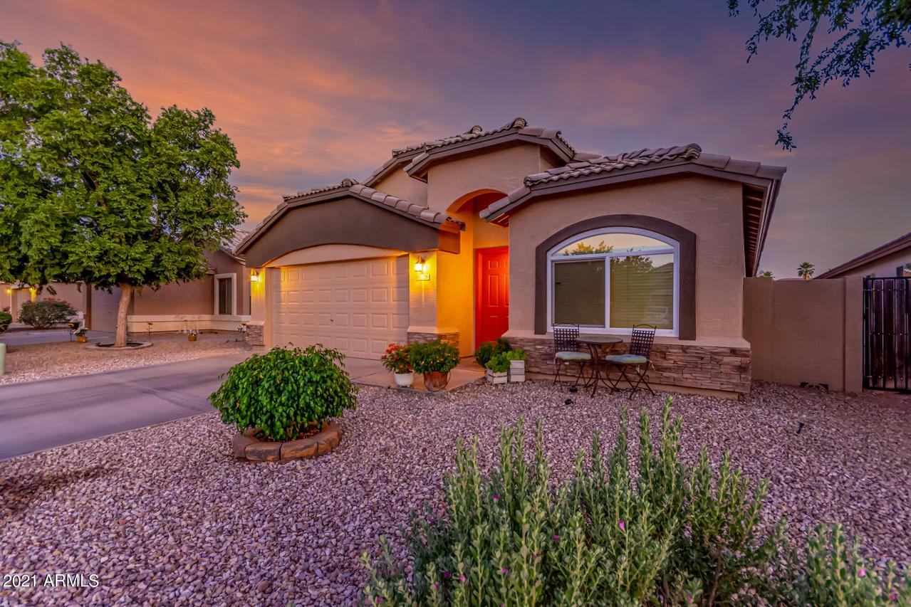 1129 E Cottonwood Rd., San Tan Valley, AZ 85140