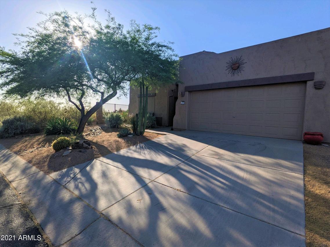 10246 E Trailhead Ct., Gold Canyon, AZ 85118