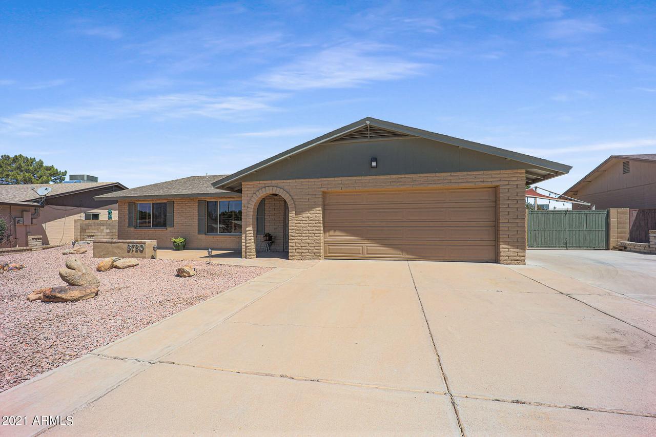 3720 W Kelton Ln., Phoenix, AZ 85053