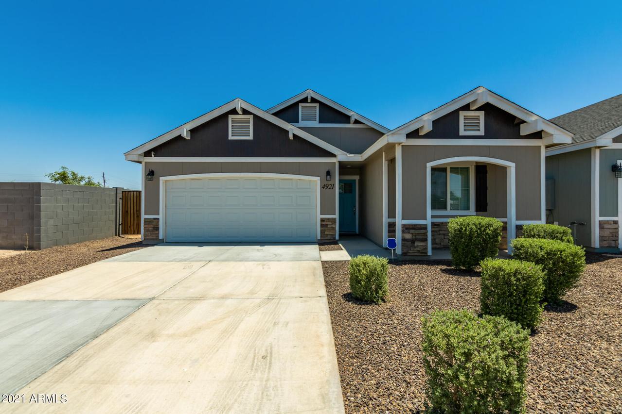 4921 S 11th St., Phoenix, AZ 85040