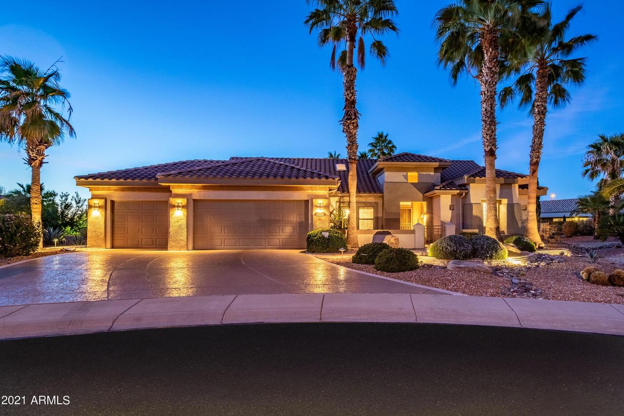 19827 N Valencia Ct., Surprise, AZ 85374