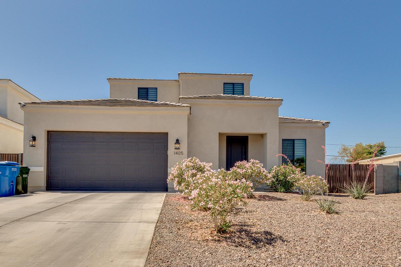 1405 E Shangri La Rd., Phoenix, AZ 85020