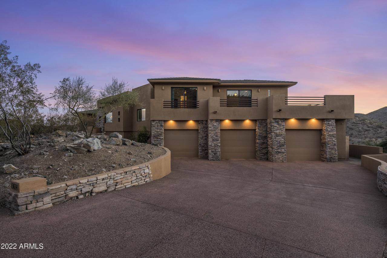 13634 S Canyon Dr., Phoenix, AZ 85048