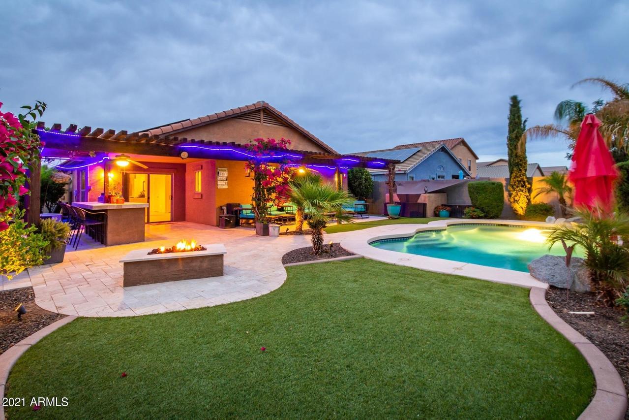 1647 W Agrarian Hills Dr., Queen Creek, AZ 85144