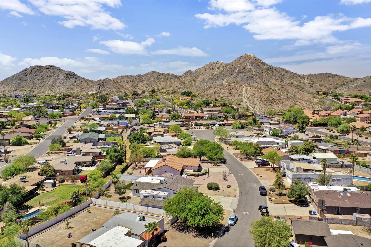 2859 E Voltaire Ave., Phoenix, AZ 85032
