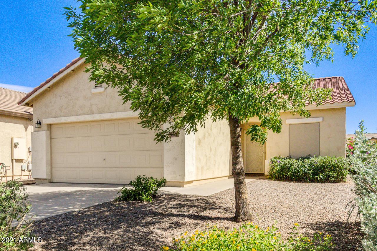 563 E Goldmine Ln., San Tan Valley, AZ 85140