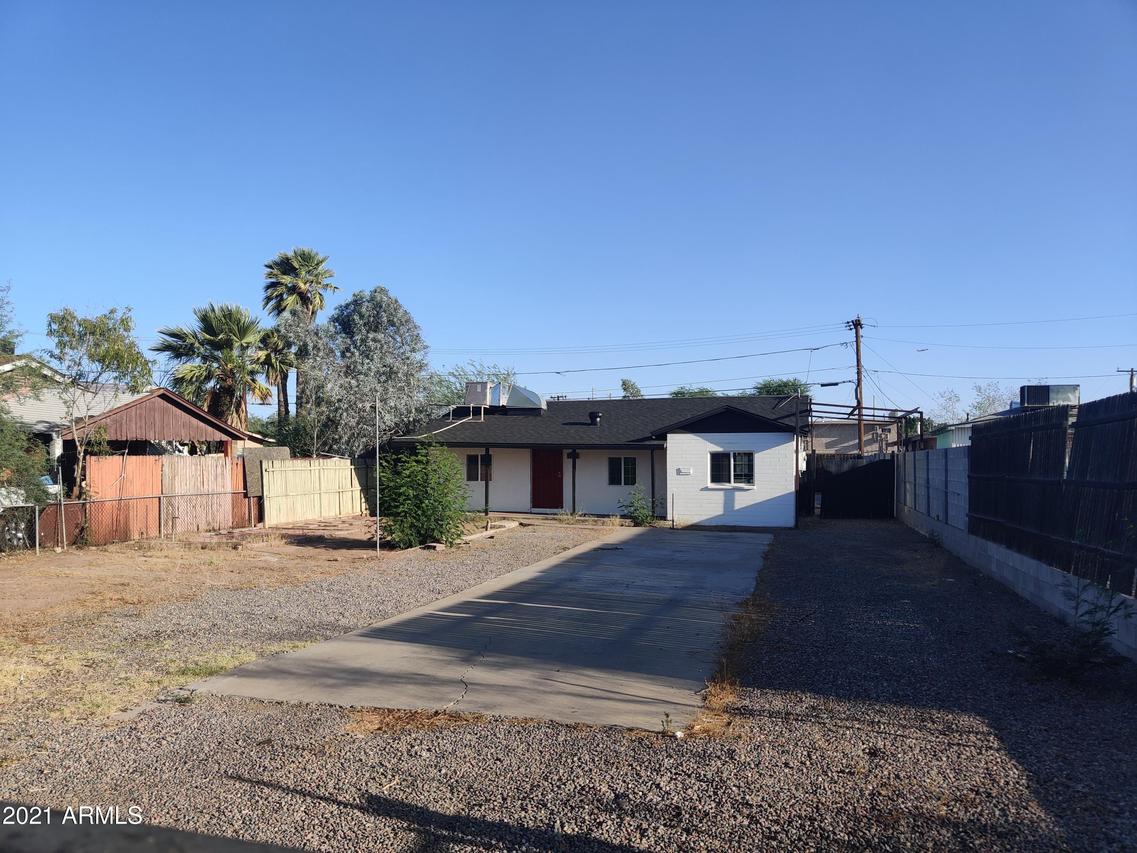 2203 E Portland St., Phoenix, AZ 85006