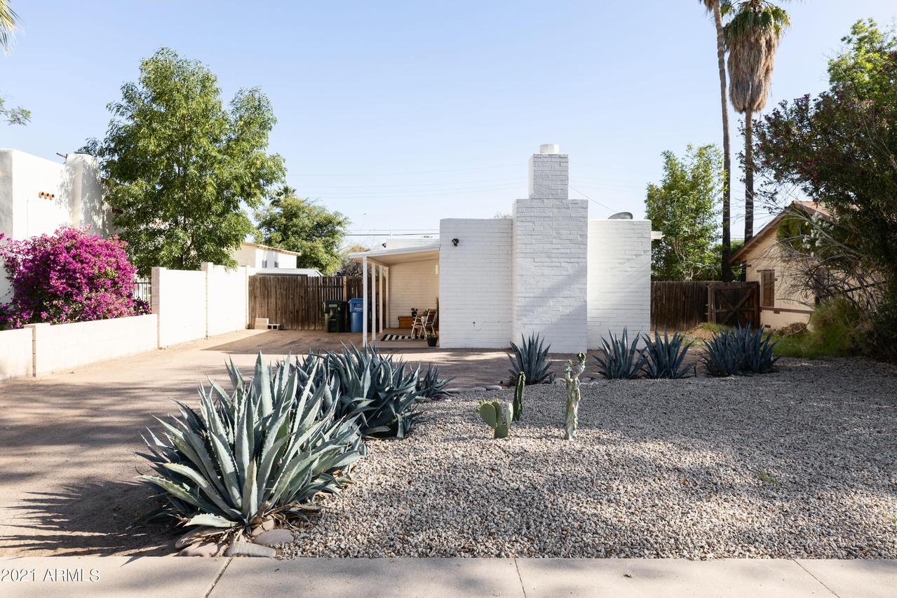 2327 E Whitton Ave., Phoenix, AZ 85016