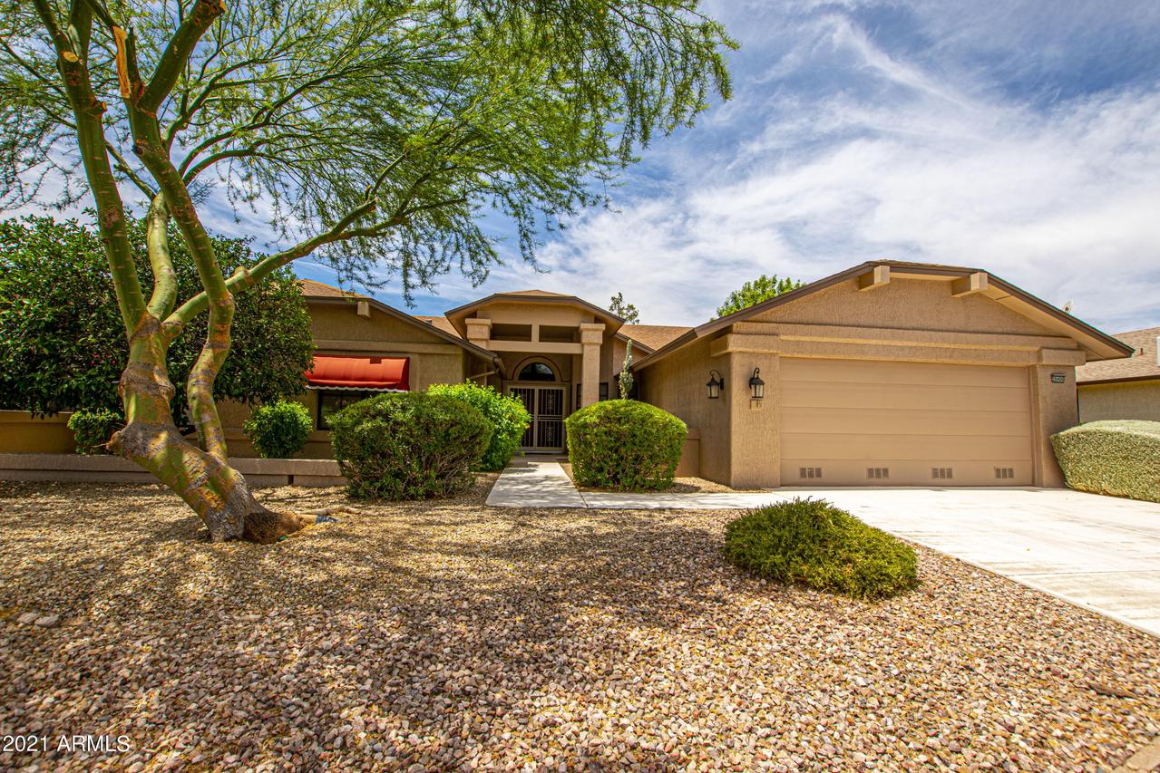 20406 N Spring Meadow Dr., Sun City West, AZ 85375