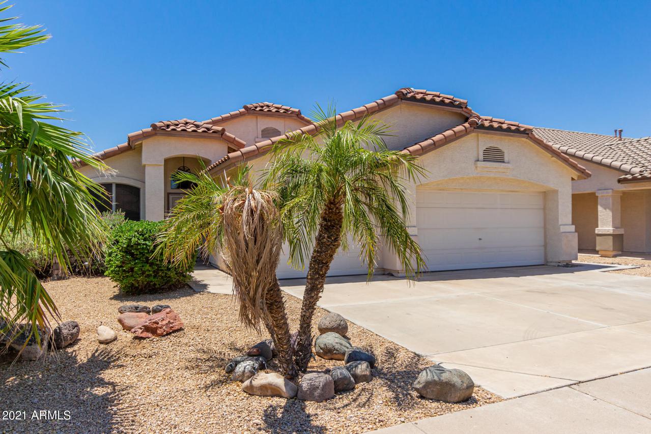 15379 W Memory Ln., Surprise, AZ 85374