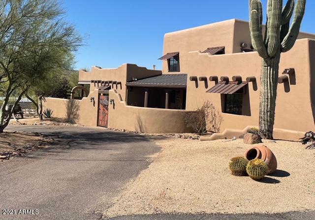 44526 N 14th St., New River, AZ 85087