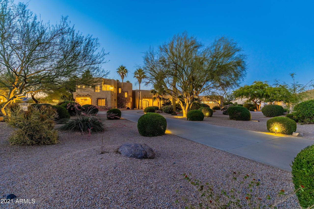 6530 W Soft Wind Dr., Glendale, AZ 85310