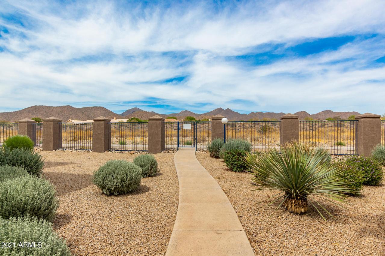 11680 E Sahuaro Dr. #2040, Scottsdale, AZ 85259