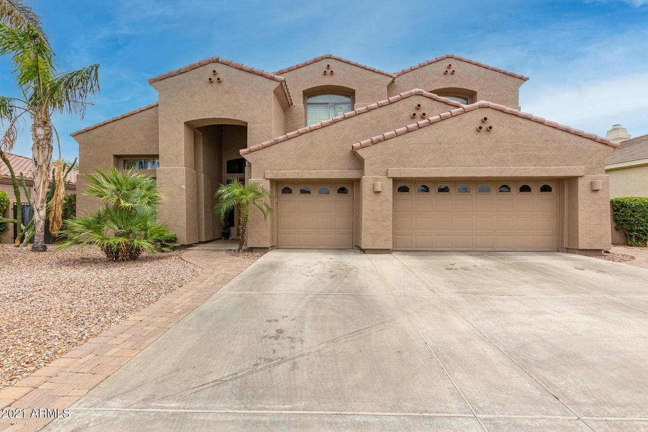 2109 S Sailors Way, Gilbert, AZ 85296