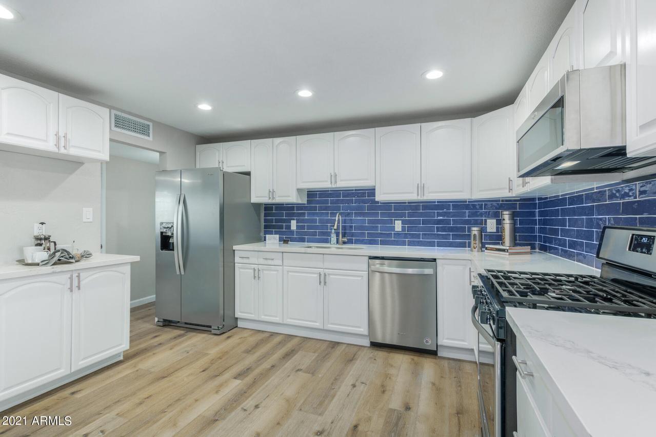 13850 N 38th Pl., Phoenix, AZ 85032