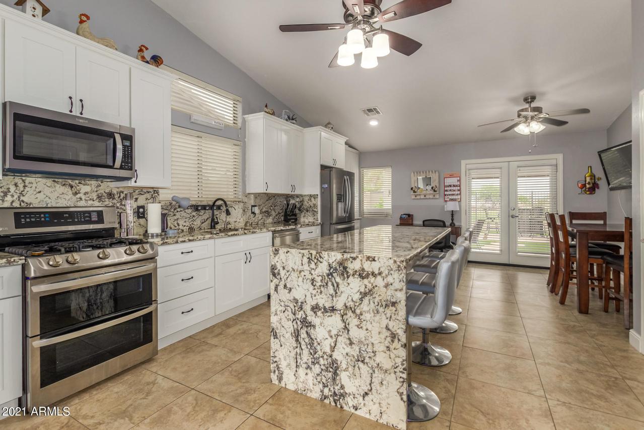30225 N Coral Bean Dr., San Tan Valley, AZ 85143