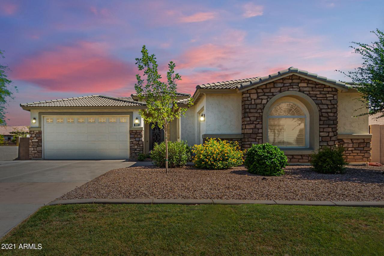 2003 W Vineyard Rd., Phoenix, AZ 85041