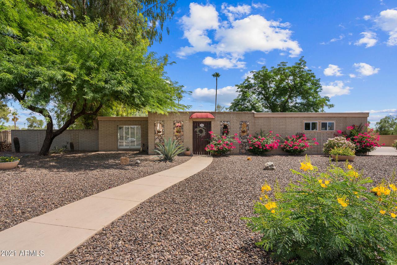 6436 E Clinton St., Scottsdale, AZ 85254