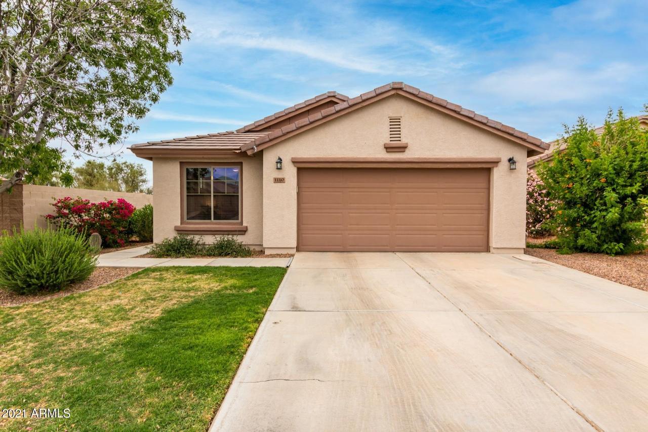 1110 W Desert Seasons Dr., San Tan Valley, AZ 85143