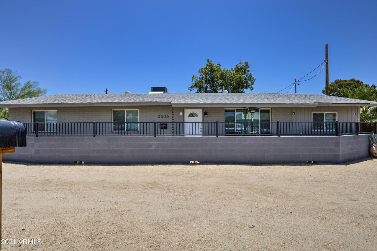 2535 W Broadway Rd., Mesa, AZ 85202