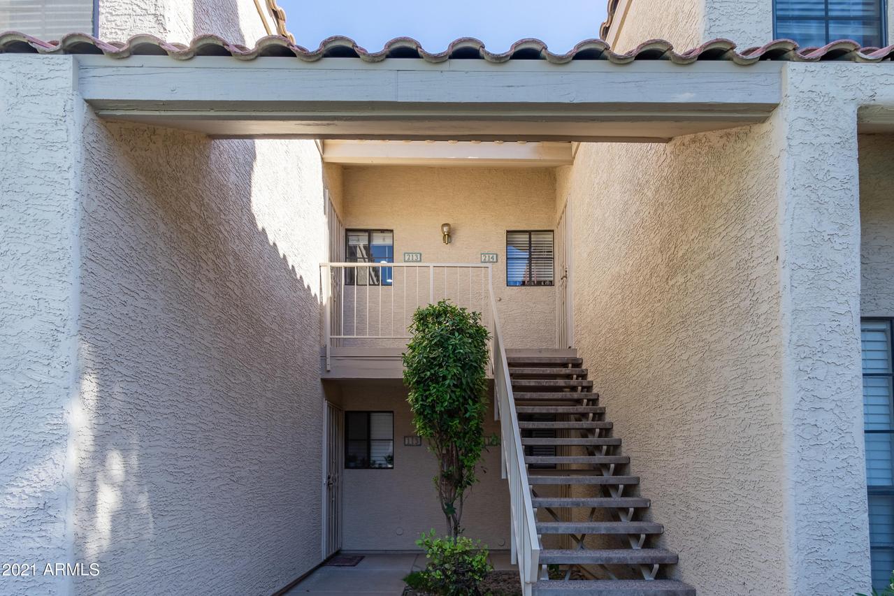 2855 S Extension Rd. #213, Mesa, AZ 85210