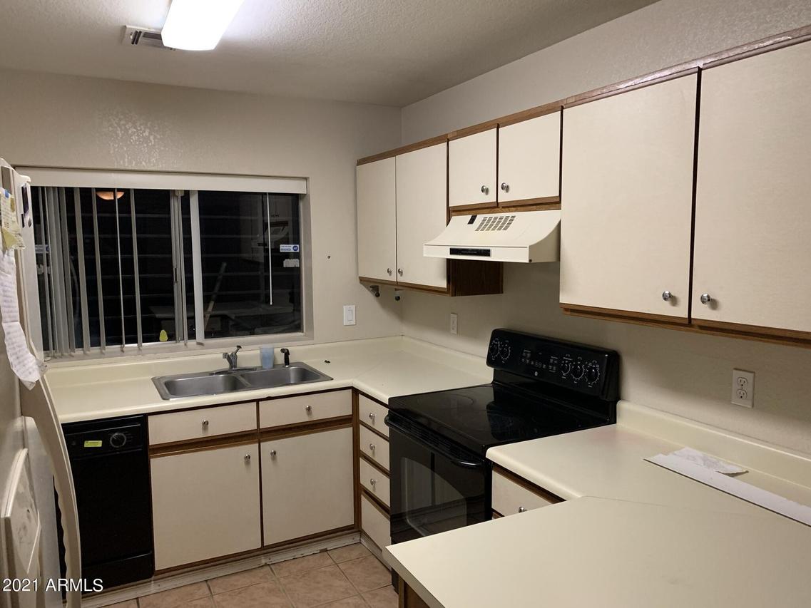 7051 W Ocotillo Rd., Glendale, AZ 85303