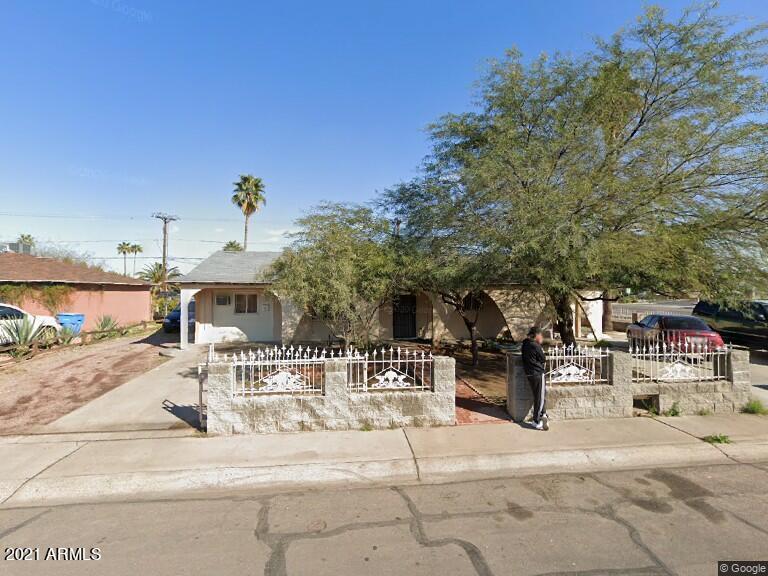 2901 N 42nd Dr., Phoenix, AZ 85019