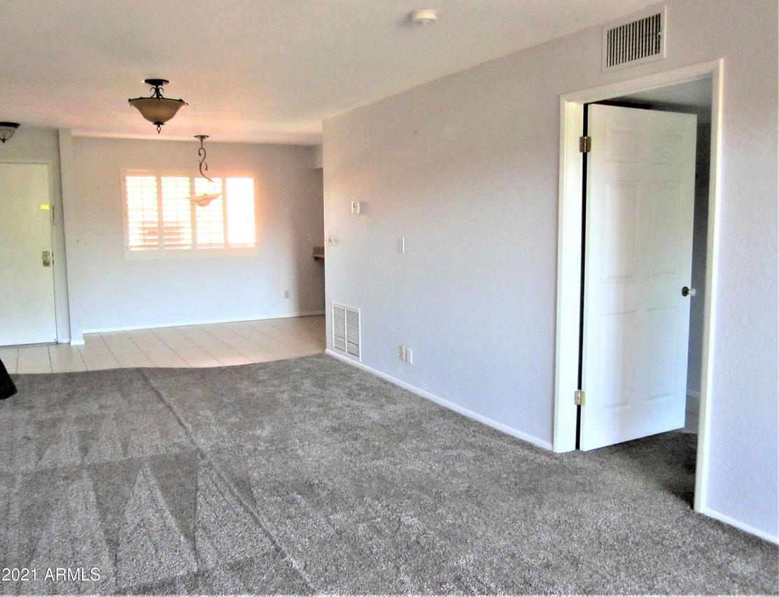 12212 N Paradise Village Pkwy. #441, Phoenix, AZ 85032